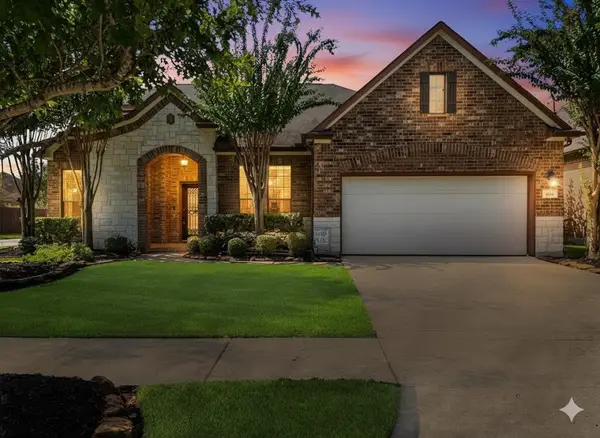 606 W Fork, Webster, TX 77598