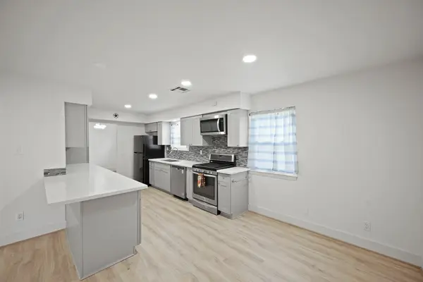 1219 Wisterwood Drive, Houston, TX 77043