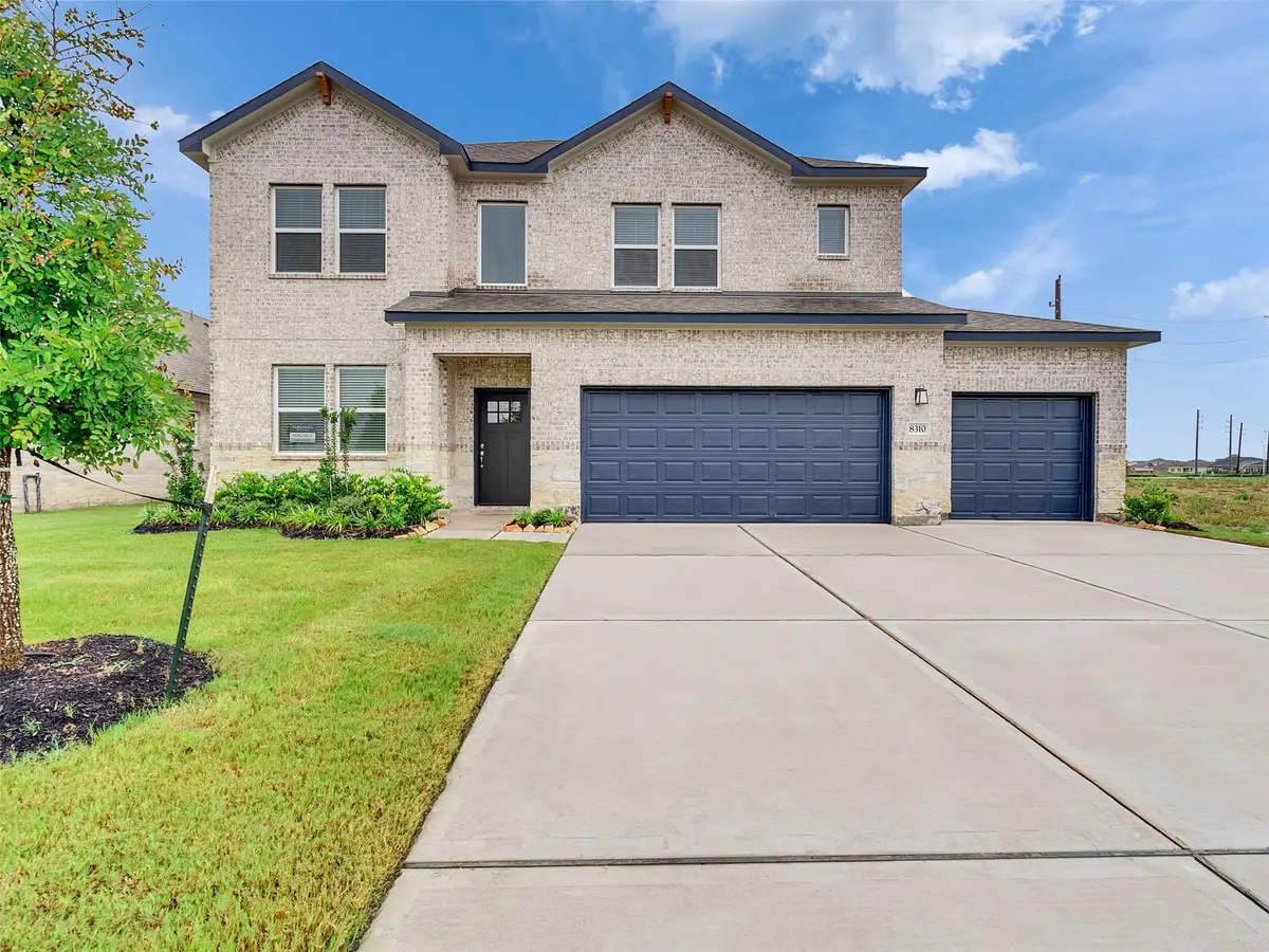 8310 Amethyst Valley Lane Lane, Angleton, TX 77515 - #1