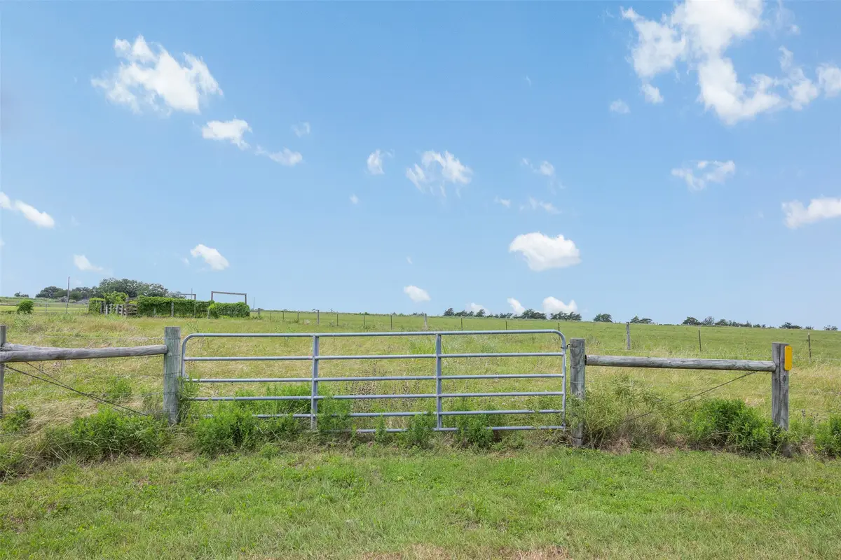 000 Krause Road, Round Top, TX 78954 - #1