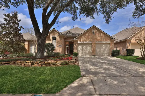 31 Surrey Run Place, The Woodlands, TX 77384