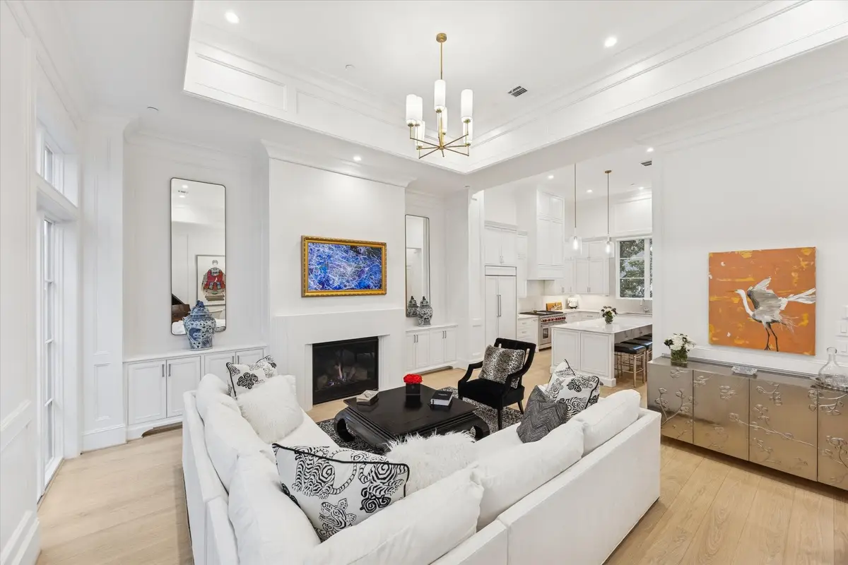 1335 Peden Street, Houston, TX 77006 - Image #1