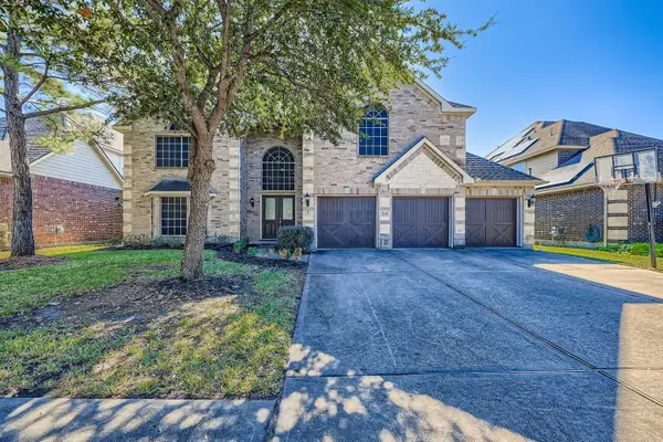 25415 Woodvine Ridge Drive, Richmond, TX 77406