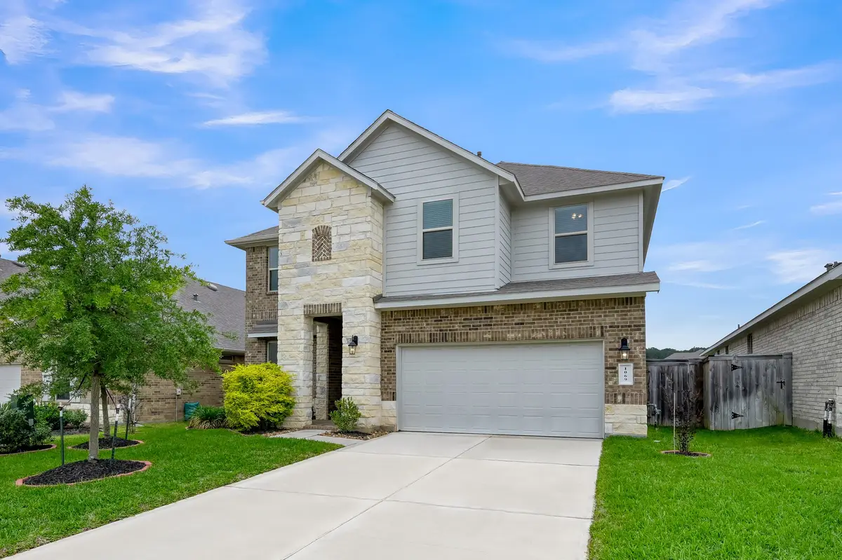 1069 Clearwood Drive, Montgomery, TX 77316 - #1