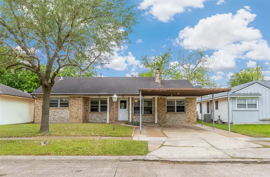 2704 Sweetgum St Street, Pasadena, TX 77502 - #2