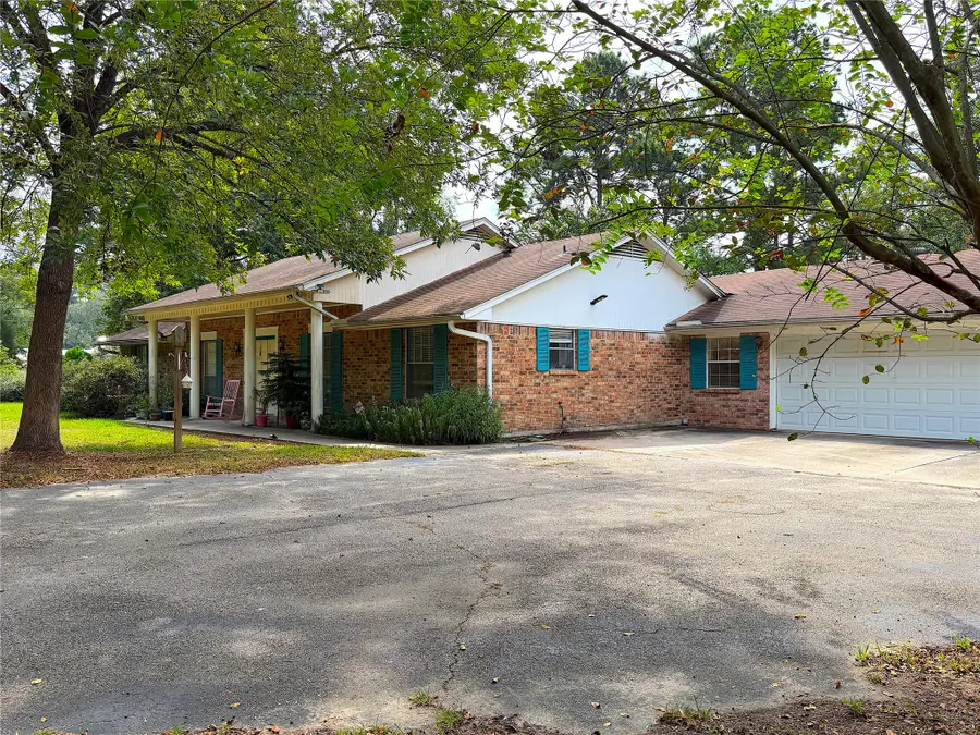 851 Oakridge Drive, Cleveland, TX 77328 - #2