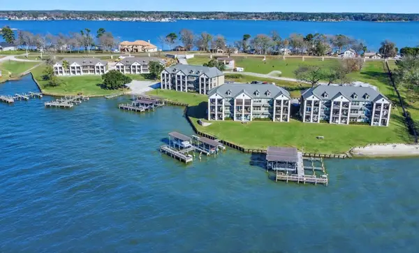 2112 Fm 3186 #C4, Onalaska, TX 77360