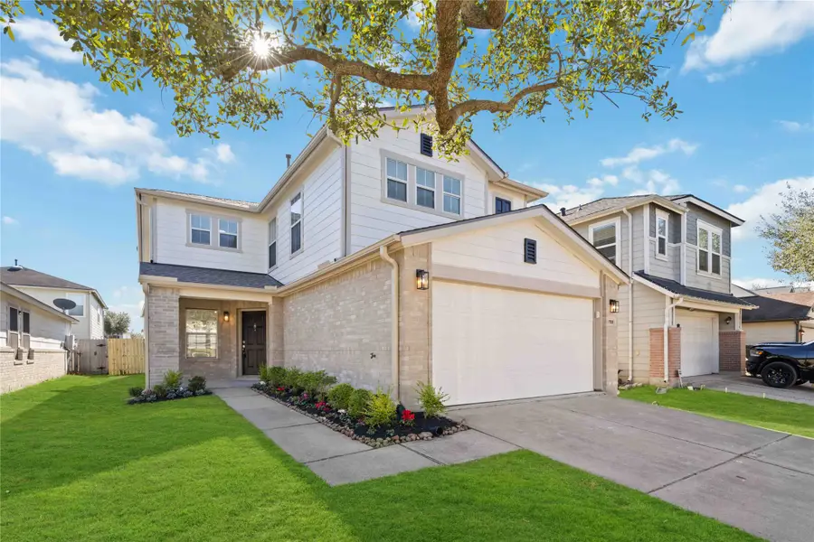 2722 Skyview Downs Drive, Houston, TX 77047 - Image #2