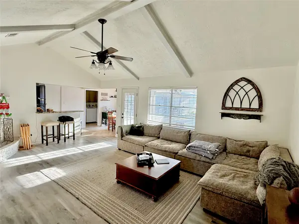 2406 Roman Forest Boulevard, New Caney, TX 77357