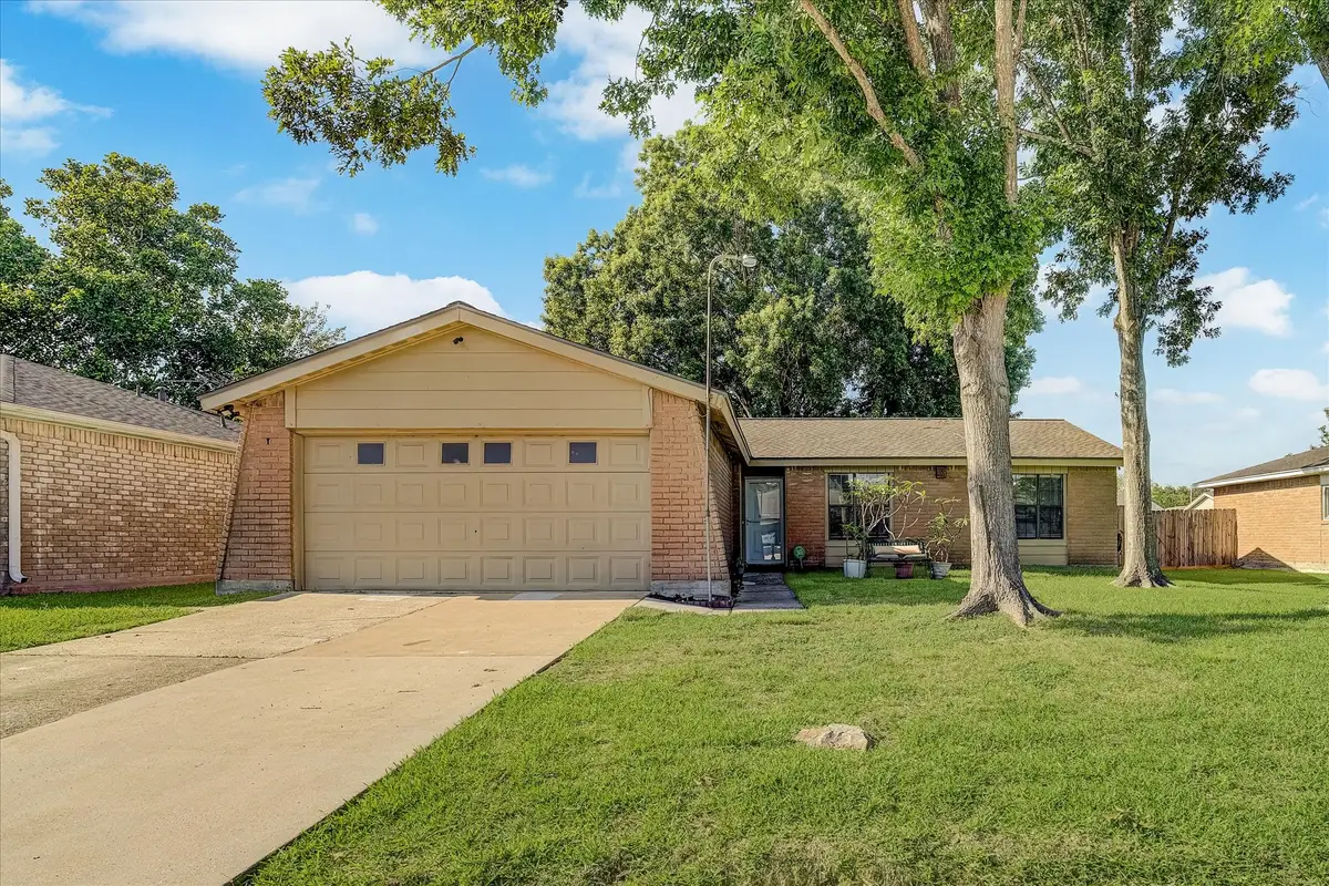 4922 Valley View Drive, La Porte, TX 77571 - #1