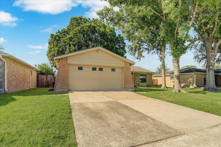 4922 Valley View Drive, La Porte, TX 77571 - #3