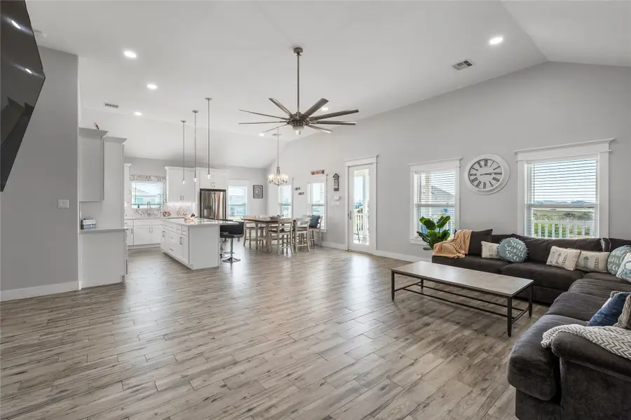 18035 Shaman Drive Drive, Galveston, TX 77554 - Image #2