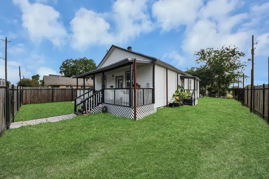 623 Medina Street, Houston, TX 77012 - #2