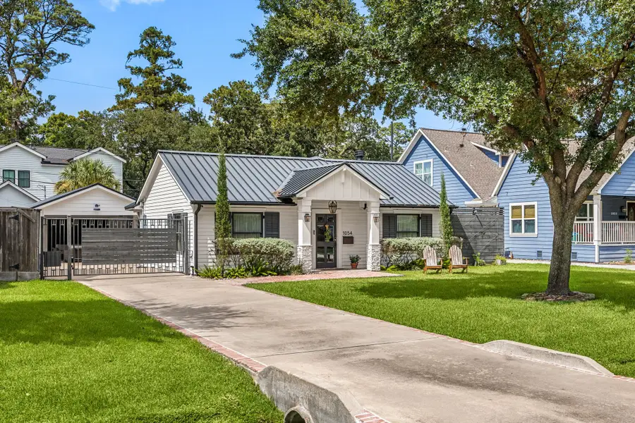 1054 Gardenia Drive, Houston, TX 77018 - #2