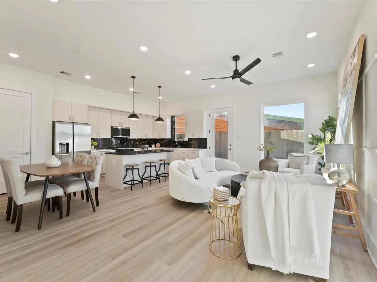 225 Noras Lane #F, Houston, TX 77022 - #1
