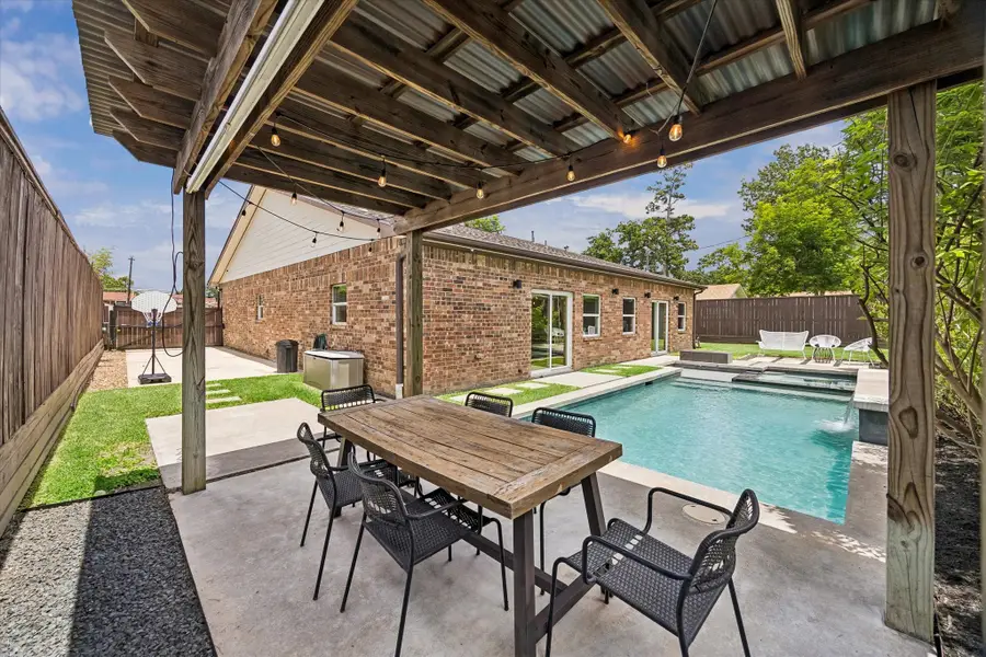 4211 Marlborough Drive, Houston, TX 77092 - #2