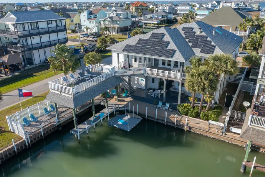 923 Short Reach Drive, Tiki Island, TX 77554 - #2