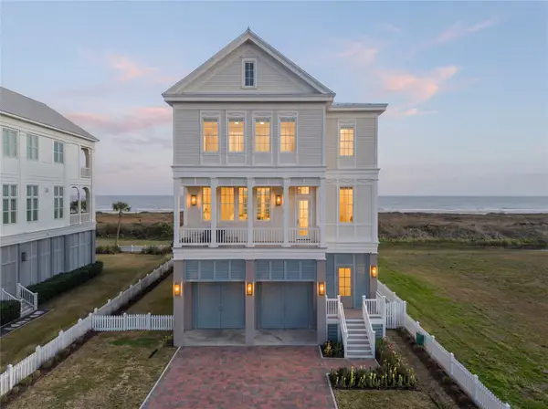 2409 E Seaside Drive, Galveston, TX 77550