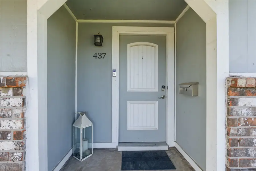 437 E 2nd Street, Deer Park, TX 77536 - #2