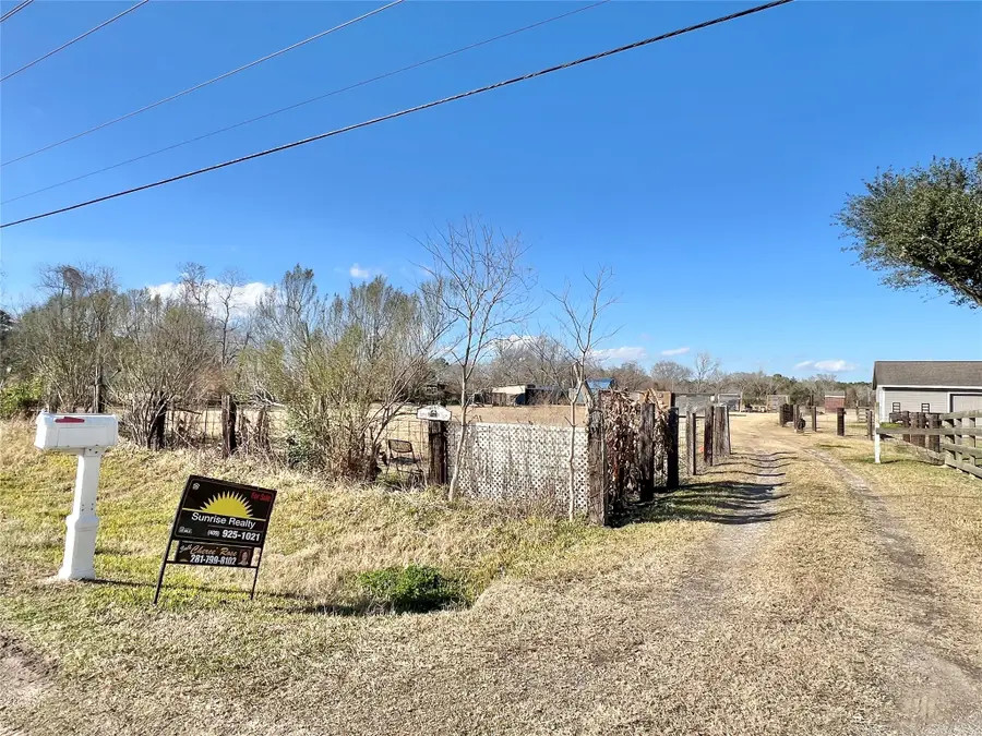 11920 32nd Street, Santa Fe, TX 77510 - Image #3