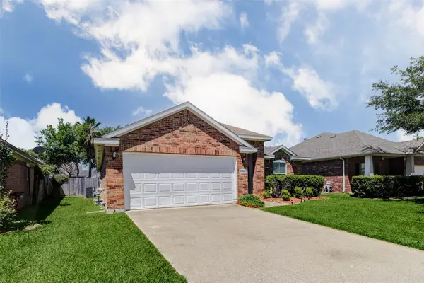 7326 Wimberly Oaks Lane, Richmond, TX 77407