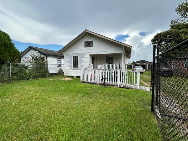 10612 Exeter St, Houston, TX 77093