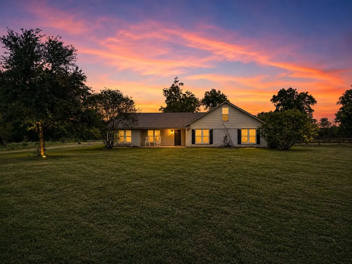 2231 County Road 796, Alvin, TX 77511 - #1