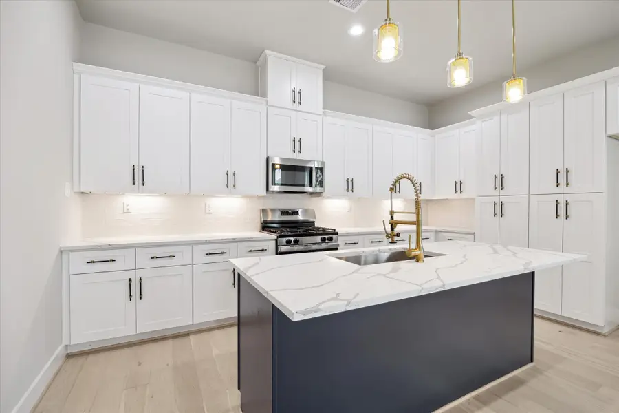 5811 Mansfield Heights Ln, Houston, TX 77091 - #3