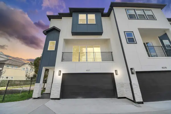 4327 Center Street, Houston, TX 77007