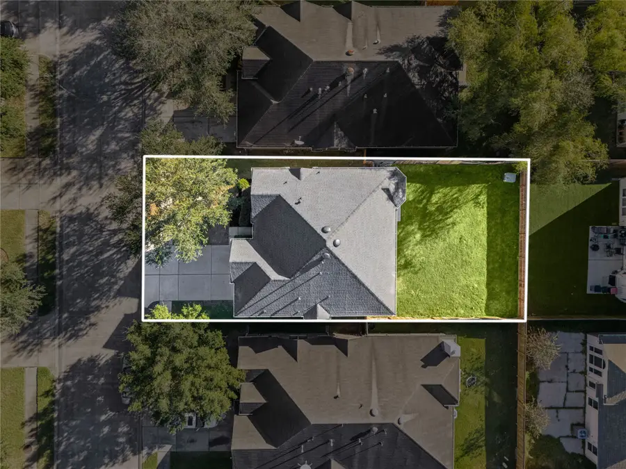 2814 Edgewick Elm Street, Fresno, TX 77545 - Image #2