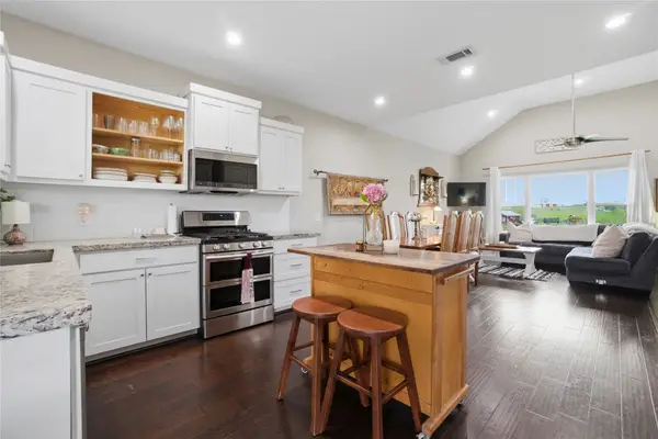 5037 Horseshoe Drive, Anderson, TX 77830