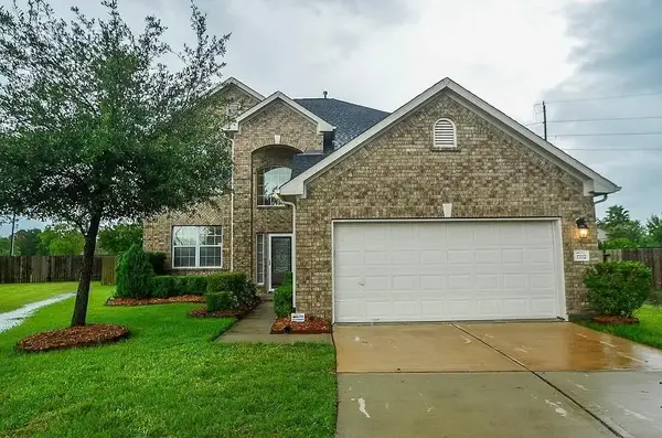 1702 Lansing Cove Drive, Fresno, TX 77545