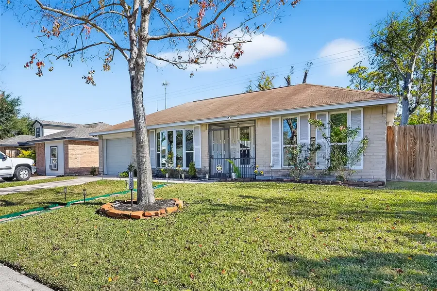 15242 Dogwood Tree Street, Houston, TX 77060 - Image #3