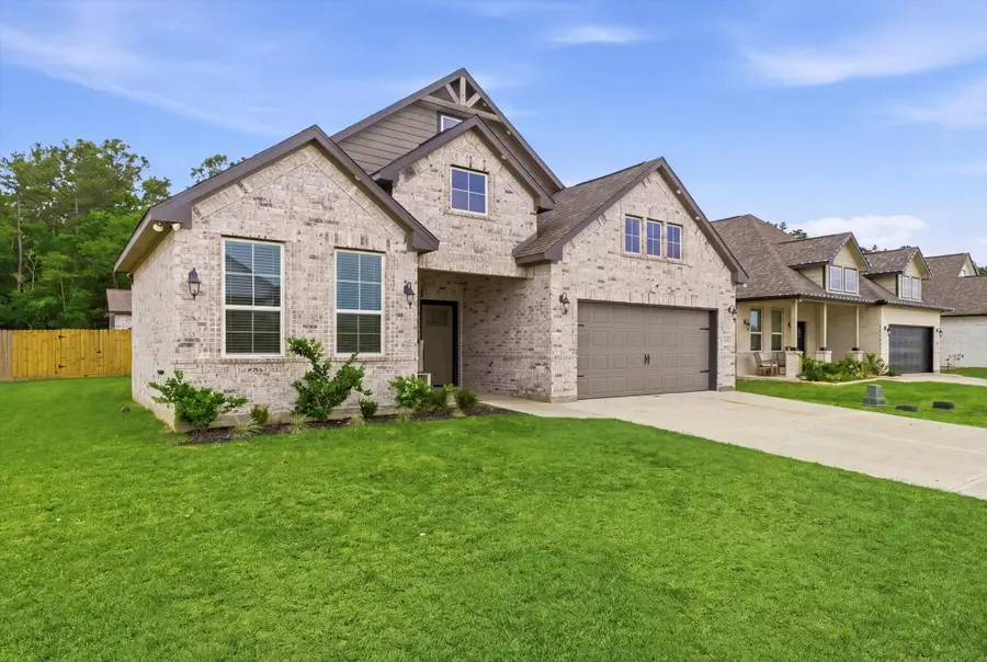 409 Little Spring Court, Anahuac, TX 77514 - #2