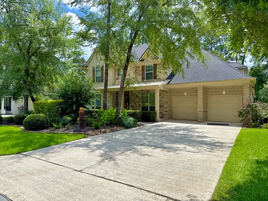 102 W Lansdowne Circle, The Woodlands, TX 77382 - #2