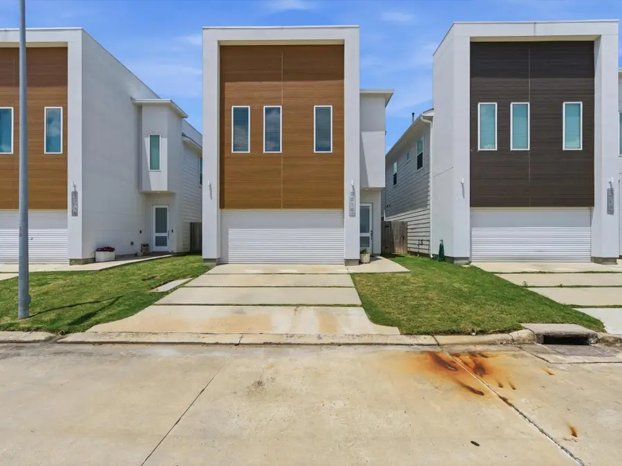 2216 Cortijo Place, Houston, TX 77091 - #2