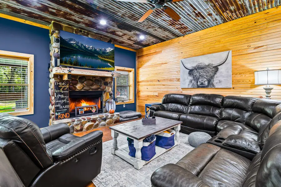 807 Whitehead Drive, Diboll, TX 75941 - #3