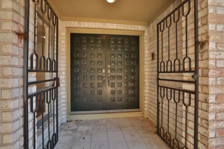 2619 Briarpark Drive, Houston, TX 77042 - Image #3