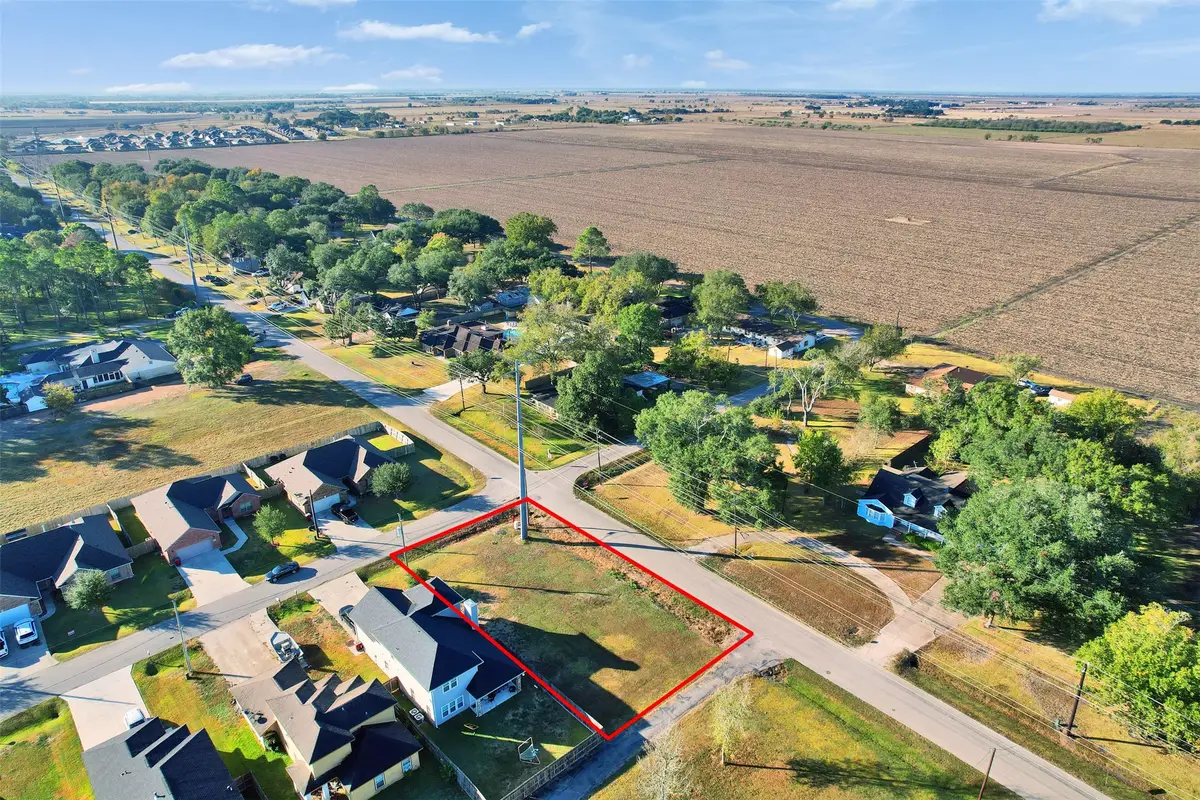 000 Morris, Road, East Bernard, TX 77435 - Image #1