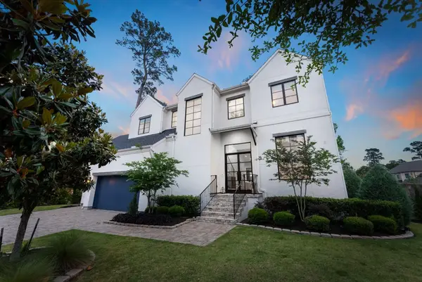 82 Simon Lake Lane, The Woodlands, TX 77381