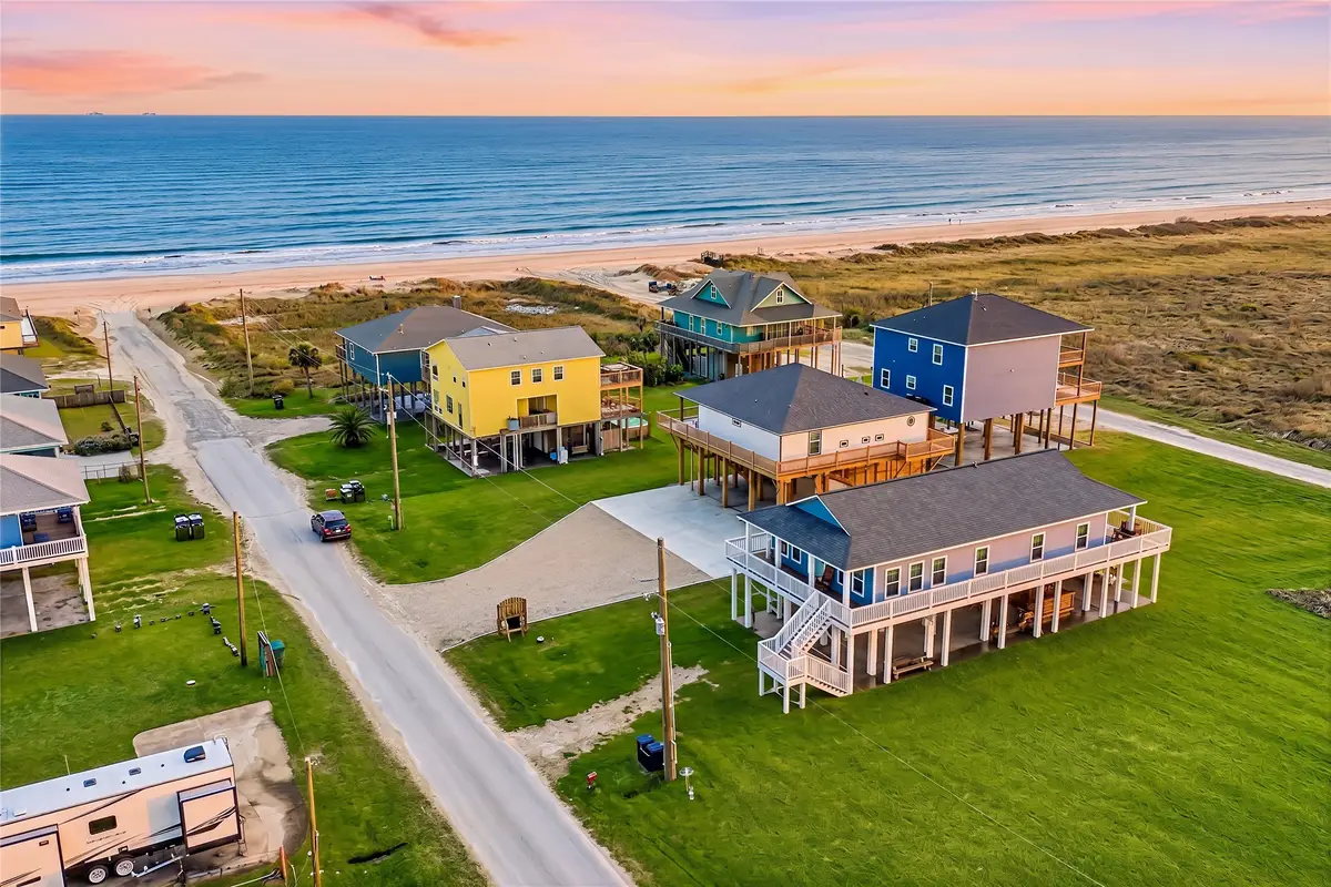 847 S Tinkle Lane, Crystal Beach, TX 77650 - #1