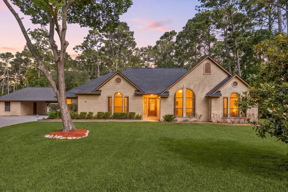 7302 Pine Drive, Alvin, TX 77511 - #1
