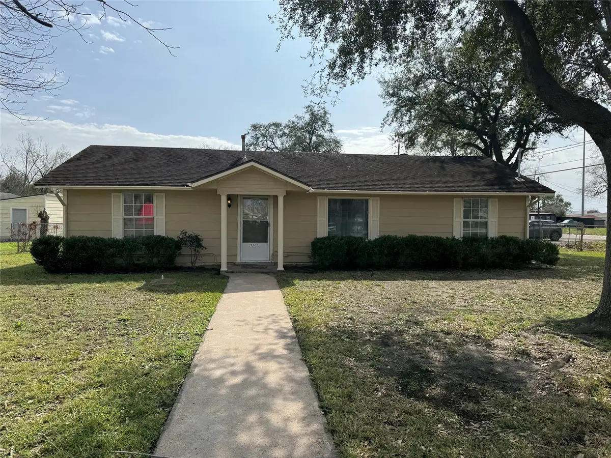 5702 Pine Avenue, Pasadena, TX 77503 - #1