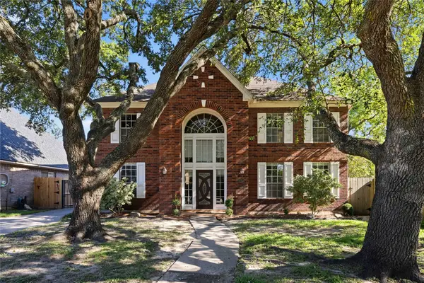 4712 Broadmoor Drive, League City, TX 77573