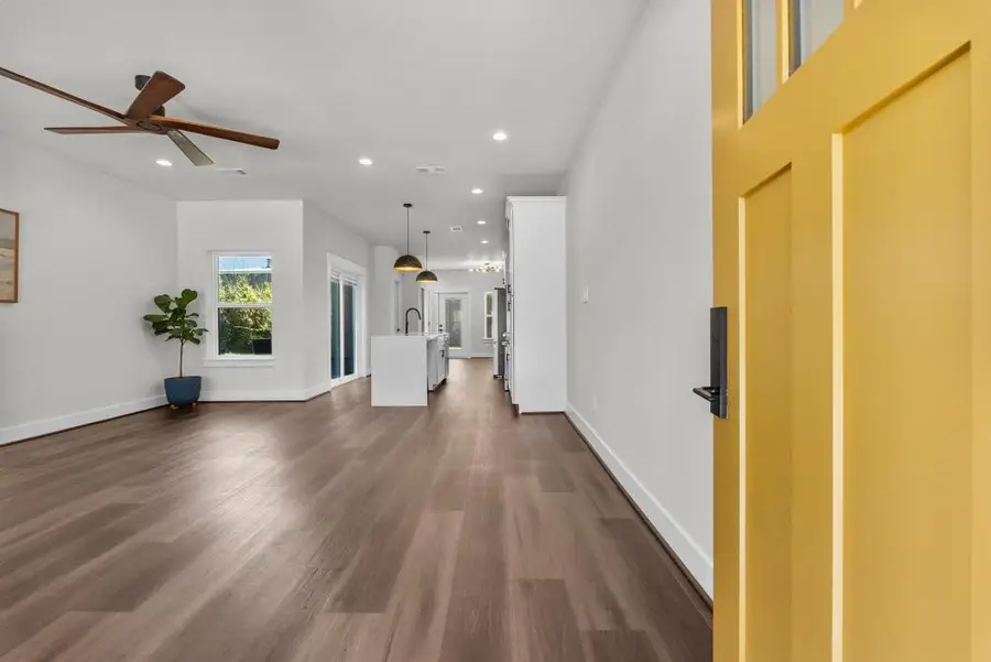 125 4th Street, San Leon, TX 77539 - #3