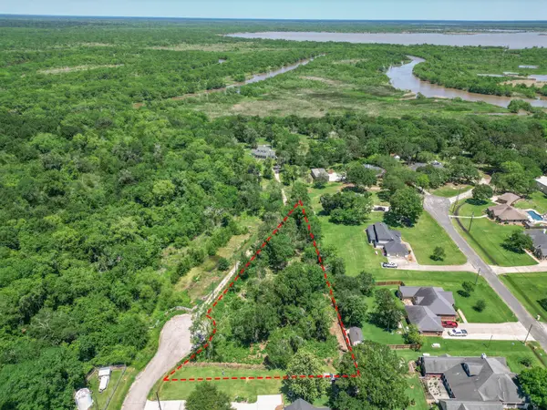 00 Lost Lake Drive, Mont Belvieu, TX 77523