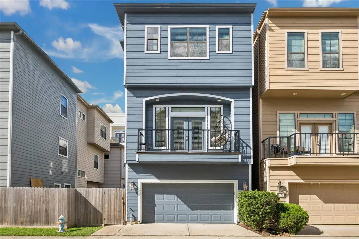 3203 Garden Oaks View, Houston, TX 77018 - Image #1