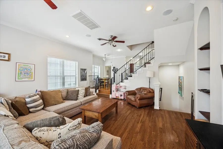 3203 Garden Oaks View, Houston, TX 77018 - Image #2