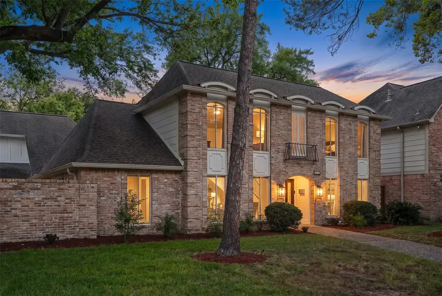 903 Crossroads Drive, Houston, TX 77079 - #2