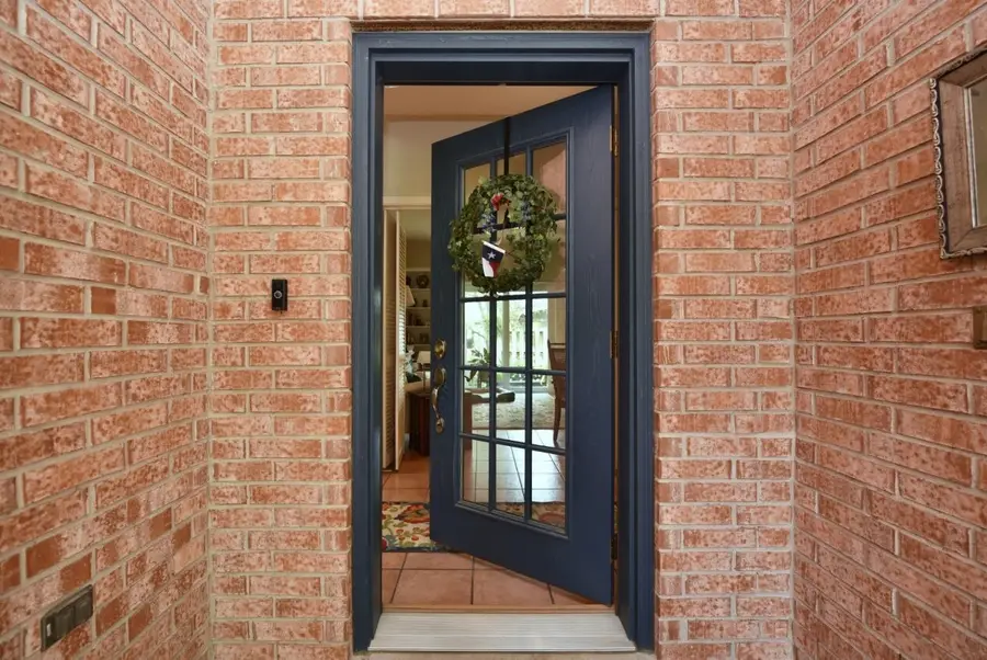 904 Winston Drive, Richmond, TX 77469 - #2